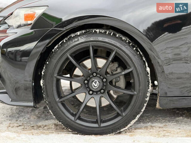 Черный Лексус ИС, объемом двигателя 2.5 л и пробегом 190 тыс. км за 14799 $, фото 18 на Automoto.ua