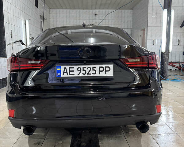 Чорний Лексус ІС, об'ємом двигуна 2.5 л та пробігом 204 тис. км за 17000 $, фото 10 на Automoto.ua