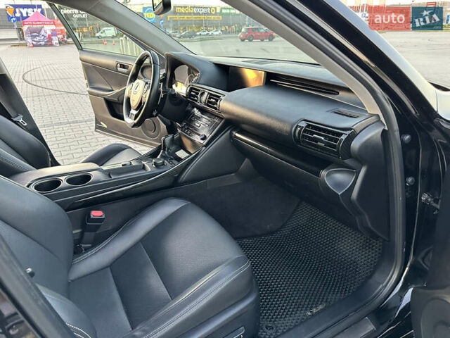 Чорний Лексус ІС, об'ємом двигуна 2.5 л та пробігом 192 тис. км за 14999 $, фото 6 на Automoto.ua