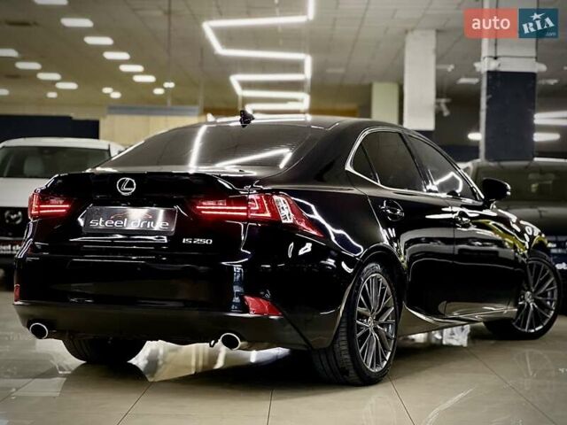 Черный Лексус ИС, объемом двигателя 2.5 л и пробегом 193 тыс. км за 16599 $, фото 10 на Automoto.ua