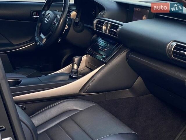 Черный Лексус ИС, объемом двигателя 2.5 л и пробегом 149 тыс. км за 17990 $, фото 49 на Automoto.ua