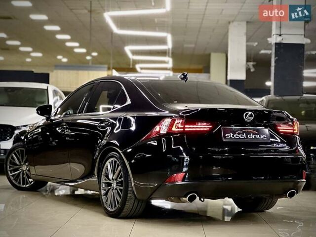 Черный Лексус ИС, объемом двигателя 2.5 л и пробегом 193 тыс. км за 16599 $, фото 12 на Automoto.ua