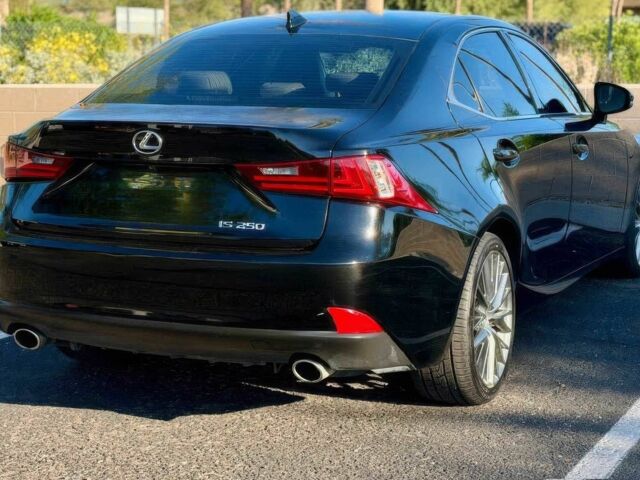 Черный Лексус ИС, объемом двигателя 2.5 л и пробегом 80 тыс. км за 7000 $, фото 2 на Automoto.ua