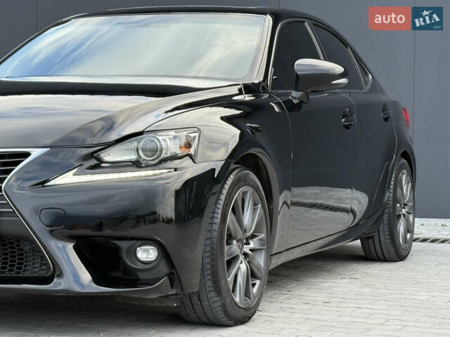Черный Лексус ИС, объемом двигателя 2.5 л и пробегом 120 тыс. км за 16500 $, фото 2 на Automoto.ua