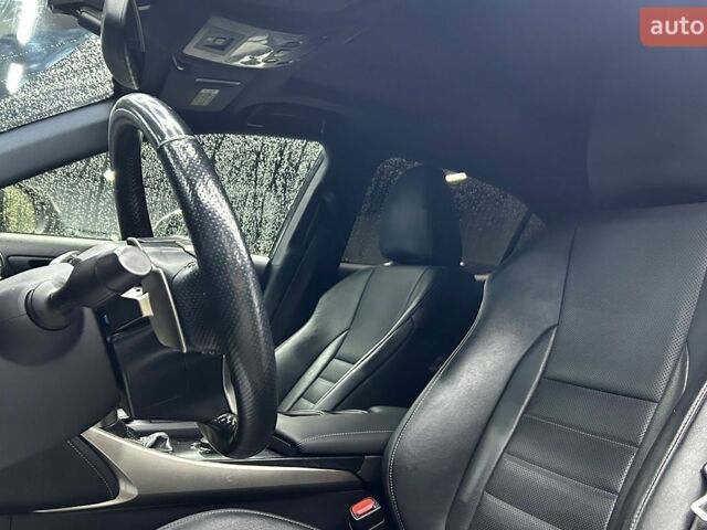 Черный Лексус ИС, объемом двигателя 2.5 л и пробегом 142 тыс. км за 17999 $, фото 10 на Automoto.ua
