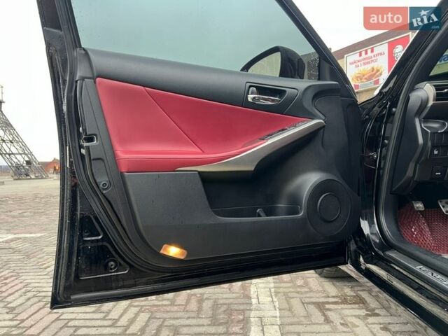 Черный Лексус ИС, объемом двигателя 3.46 л и пробегом 140 тыс. км за 20000 $, фото 16 на Automoto.ua