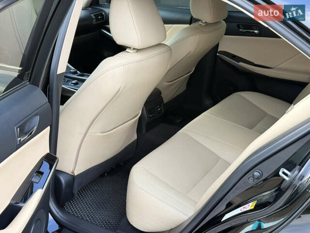 Черный Лексус ИС, объемом двигателя 2.5 л и пробегом 120 тыс. км за 16500 $, фото 31 на Automoto.ua