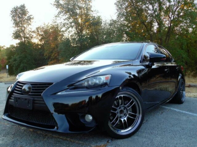 Черный Лексус ИС, объемом двигателя 2.5 л и пробегом 87 тыс. км за 4250 $, фото 2 на Automoto.ua