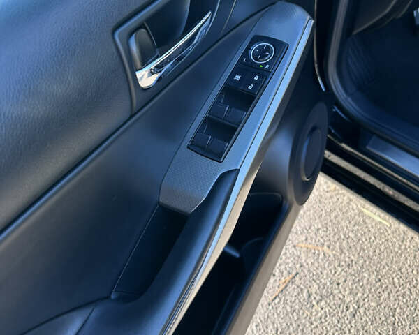 Черный Лексус ИС, объемом двигателя 2.5 л и пробегом 120 тыс. км за 17200 $, фото 24 на Automoto.ua