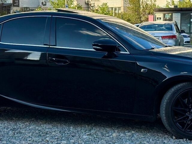 Чорний Лексус ІС, об'ємом двигуна 2.5 л та пробігом 203 тис. км за 13300 $, фото 8 на Automoto.ua