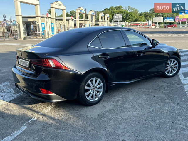 Чорний Лексус ІС, об'ємом двигуна 2.49 л та пробігом 210 тис. км за 16500 $, фото 9 на Automoto.ua