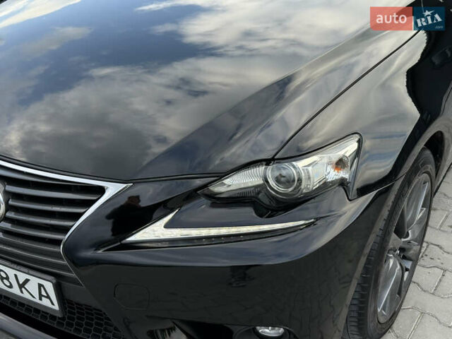 Черный Лексус ИС, объемом двигателя 2.5 л и пробегом 120 тыс. км за 16500 $, фото 7 на Automoto.ua