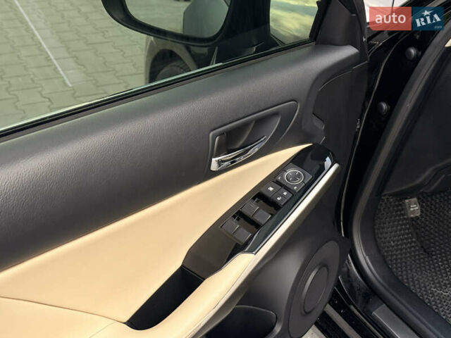 Черный Лексус ИС, объемом двигателя 2.5 л и пробегом 120 тыс. км за 16500 $, фото 18 на Automoto.ua