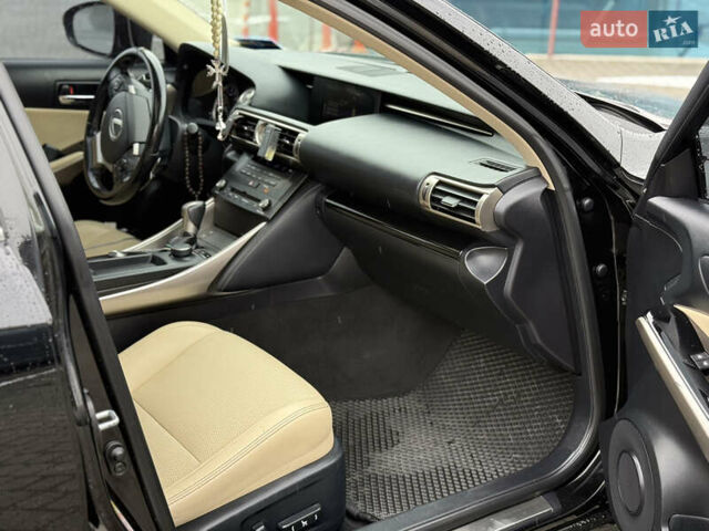 Черный Лексус ИС, объемом двигателя 2.5 л и пробегом 172 тыс. км за 16250 $, фото 12 на Automoto.ua