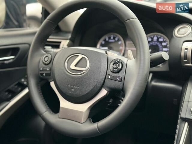 Чорний Лексус ІС, об'ємом двигуна 2.5 л та пробігом 213 тис. км за 17500 $, фото 17 на Automoto.ua