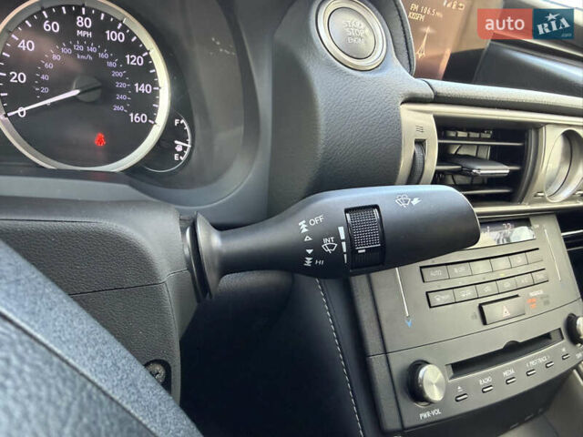 Чорний Лексус ІС, об'ємом двигуна 2 л та пробігом 133 тис. км за 16800 $, фото 37 на Automoto.ua