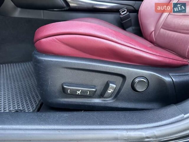 Чорний Лексус ІС, об'ємом двигуна 2.5 л та пробігом 177 тис. км за 14500 $, фото 28 на Automoto.ua