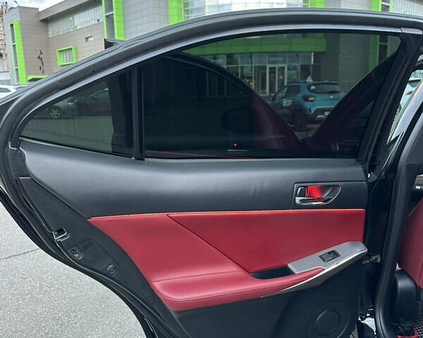 Чорний Лексус ІС, об'ємом двигуна 2.5 л та пробігом 165 тис. км за 17500 $, фото 13 на Automoto.ua