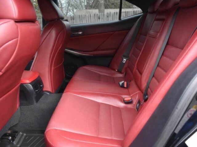 Чорний Лексус ІС, об'ємом двигуна 3.5 л та пробігом 75 тис. км за 6100 $, фото 11 на Automoto.ua