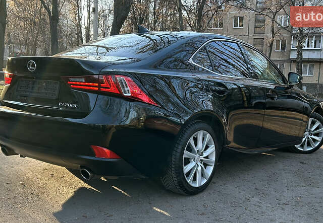 Чорний Лексус ІС, об'ємом двигуна 2 л та пробігом 97 тис. км за 19800 $, фото 4 на Automoto.ua