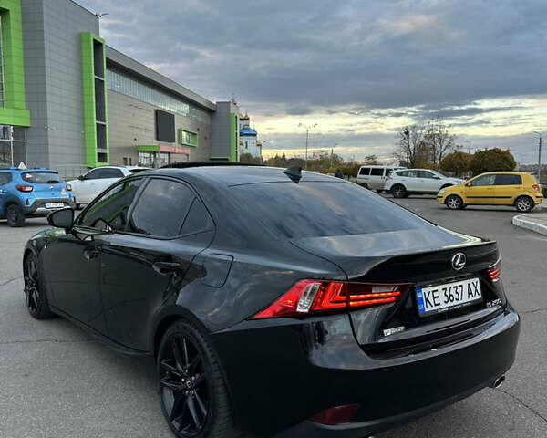 Чорний Лексус ІС, об'ємом двигуна 2.5 л та пробігом 165 тис. км за 17500 $, фото 7 на Automoto.ua
