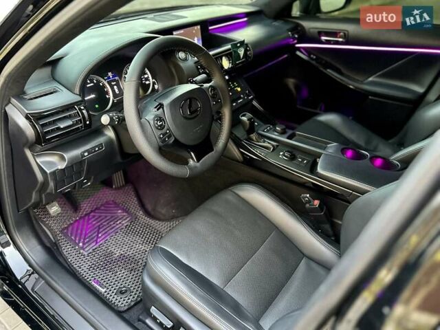 Черный Лексус ИС, объемом двигателя 2.5 л и пробегом 168 тыс. км за 22900 $, фото 28 на Automoto.ua