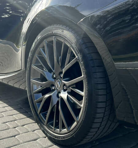 Черный Лексус ИС, объемом двигателя 2.5 л и пробегом 84 тыс. км за 20500 $, фото 2 на Automoto.ua