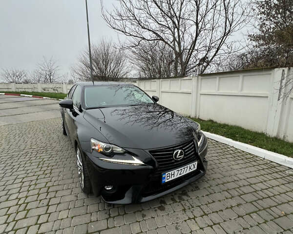 Черный Лексус ИС, объемом двигателя 2.5 л и пробегом 150 тыс. км за 17200 $, фото 2 на Automoto.ua