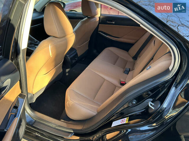Чорний Лексус ІС, об'ємом двигуна 2 л та пробігом 97 тис. км за 19800 $, фото 14 на Automoto.ua