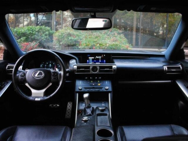 Черный Лексус ИС, объемом двигателя 2.5 л и пробегом 79 тыс. км за 11200 $, фото 9 на Automoto.ua