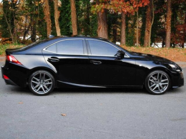 Черный Лексус ИС, объемом двигателя 2.5 л и пробегом 79 тыс. км за 11200 $, фото 7 на Automoto.ua