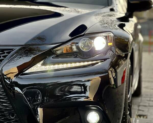 Черный Лексус ИС, объемом двигателя 2.5 л и пробегом 168 тыс. км за 22900 $, фото 6 на Automoto.ua