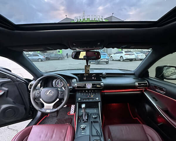 Чорний Лексус ІС, об'ємом двигуна 2.5 л та пробігом 165 тис. км за 17500 $, фото 14 на Automoto.ua