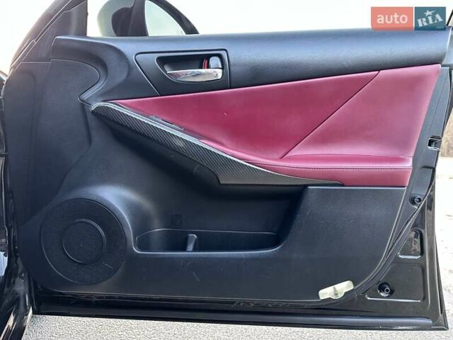 Чорний Лексус ІС, об'ємом двигуна 2.5 л та пробігом 177 тис. км за 14500 $, фото 21 на Automoto.ua