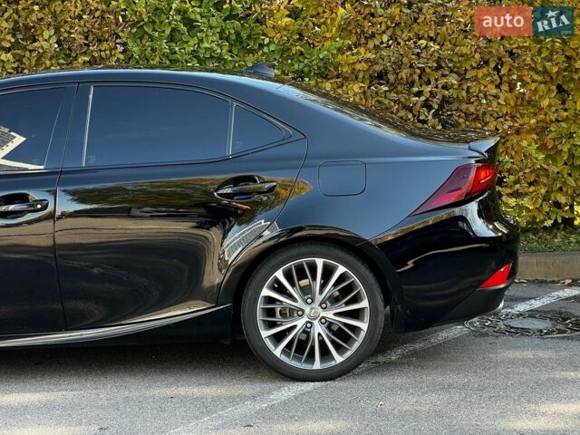 Чорний Лексус ІС, об'ємом двигуна 2.5 л та пробігом 91 тис. км за 17500 $, фото 12 на Automoto.ua