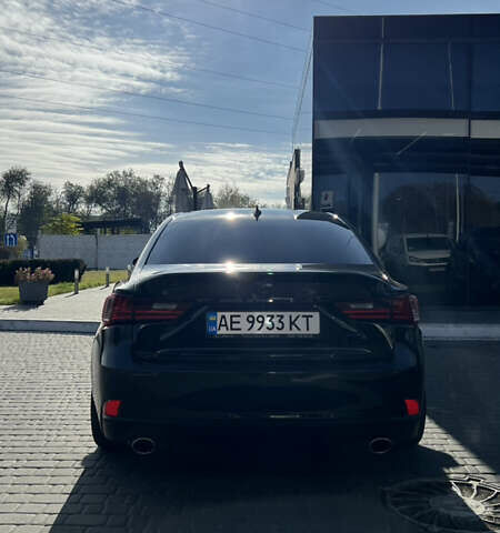 Черный Лексус ИС, объемом двигателя 2.5 л и пробегом 84 тыс. км за 20500 $, фото 3 на Automoto.ua