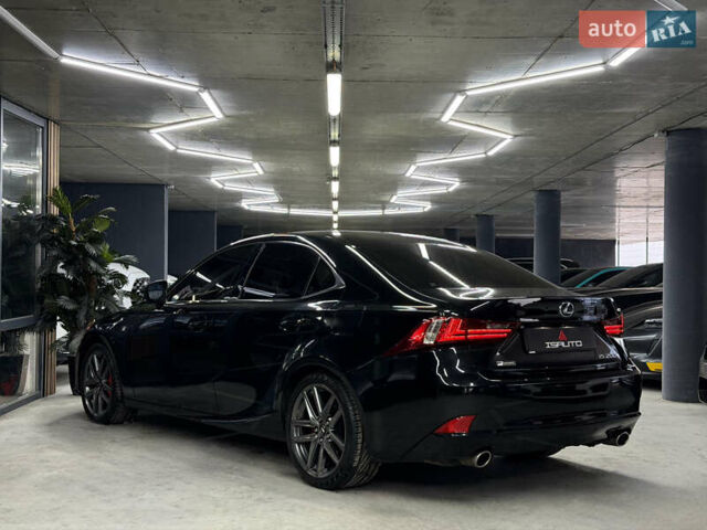 Черный Лексус ИС, объемом двигателя 2 л и пробегом 92 тыс. км за 18900 $, фото 9 на Automoto.ua