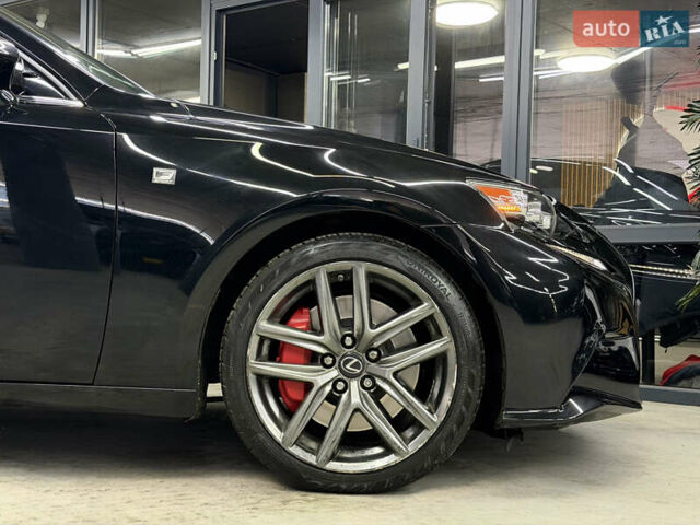 Черный Лексус ИС, объемом двигателя 2 л и пробегом 92 тыс. км за 18900 $, фото 4 на Automoto.ua