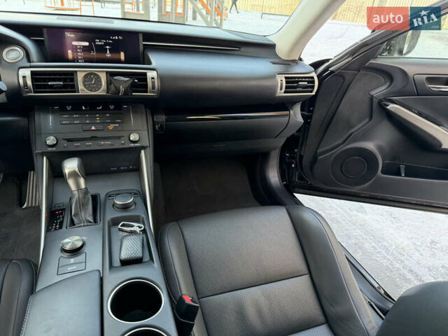 Черный Лексус ИС, объемом двигателя 2 л и пробегом 133 тыс. км за 16700 $, фото 25 на Automoto.ua