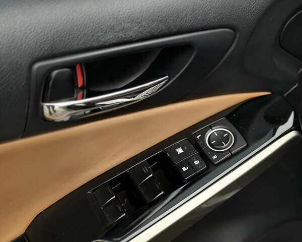 Черный Лексус ИС, объемом двигателя 3.46 л и пробегом 274 тыс. км за 18500 $, фото 10 на Automoto.ua