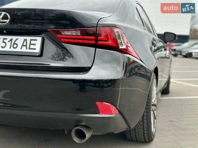 Чорний Лексус ІС, об'ємом двигуна 2.5 л та пробігом 213 тис. км за 17500 $, фото 8 на Automoto.ua