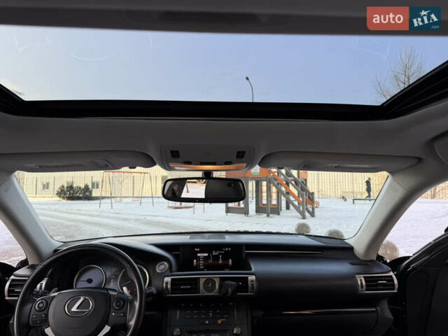 Чорний Лексус ІС, об'ємом двигуна 2 л та пробігом 133 тис. км за 16800 $, фото 29 на Automoto.ua