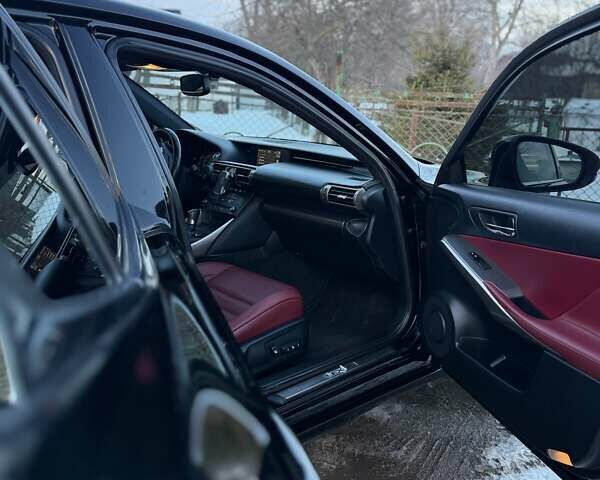 Черный Лексус ИС, объемом двигателя 2.5 л и пробегом 173 тыс. км за 18500 $, фото 23 на Automoto.ua