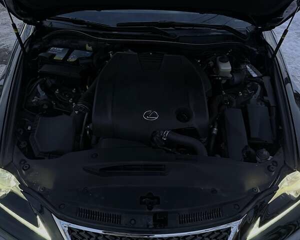 Черный Лексус ИС, объемом двигателя 2.5 л и пробегом 173 тыс. км за 18500 $, фото 32 на Automoto.ua