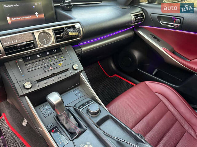 Чорний Лексус ІС, об'ємом двигуна 2.5 л та пробігом 165 тис. км за 17500 $, фото 20 на Automoto.ua