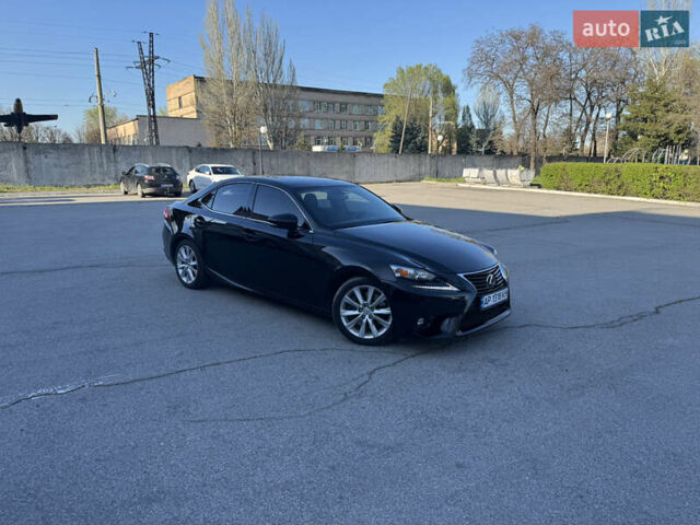 Черный Лексус ИС, объемом двигателя 2 л и пробегом 59 тыс. км за 18500 $, фото 1 на Automoto.ua