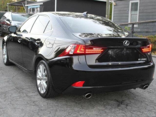 Черный Лексус ИС, объемом двигателя 2 л и пробегом 75 тыс. км за 11000 $, фото 5 на Automoto.ua