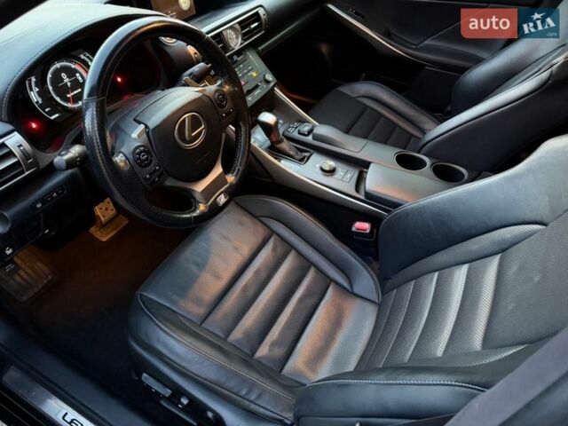 Чорний Лексус ІС, об'ємом двигуна 2 л та пробігом 160 тис. км за 17700 $, фото 13 на Automoto.ua
