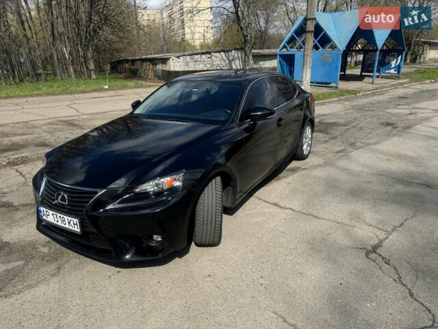 Чорний Лексус ІС, об'ємом двигуна 2 л та пробігом 72 тис. км за 18500 $, фото 1 на Automoto.ua