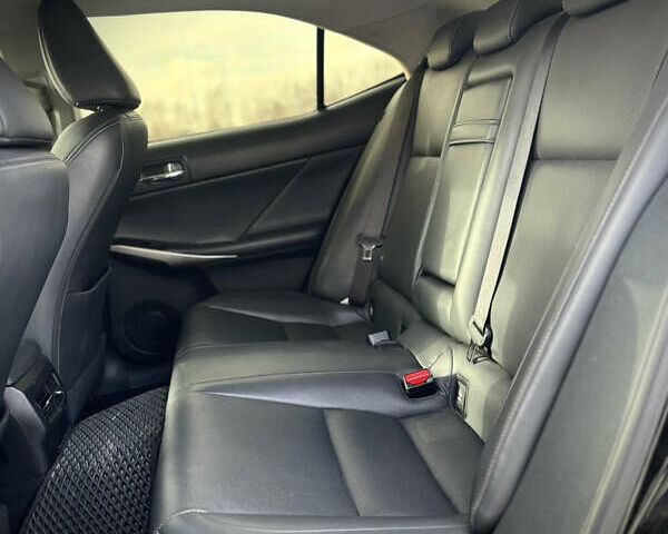 Черный Лексус ИС, объемом двигателя 2 л и пробегом 140 тыс. км за 18500 $, фото 10 на Automoto.ua